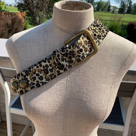 Vintage Leopard Print Belt with Gold Accents - Picture 8 of 13